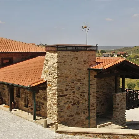 Bed & Breakfast O Casario Mirandela