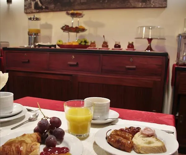 O Casario Bed & Breakfast 4*